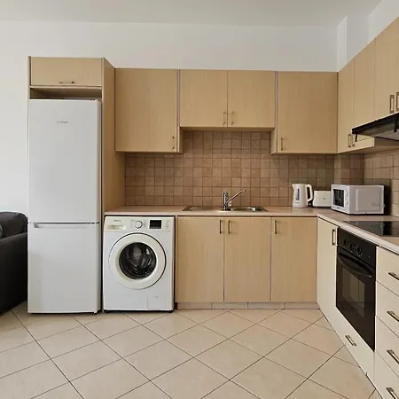 شقة Phaedrus Living Avenue *
